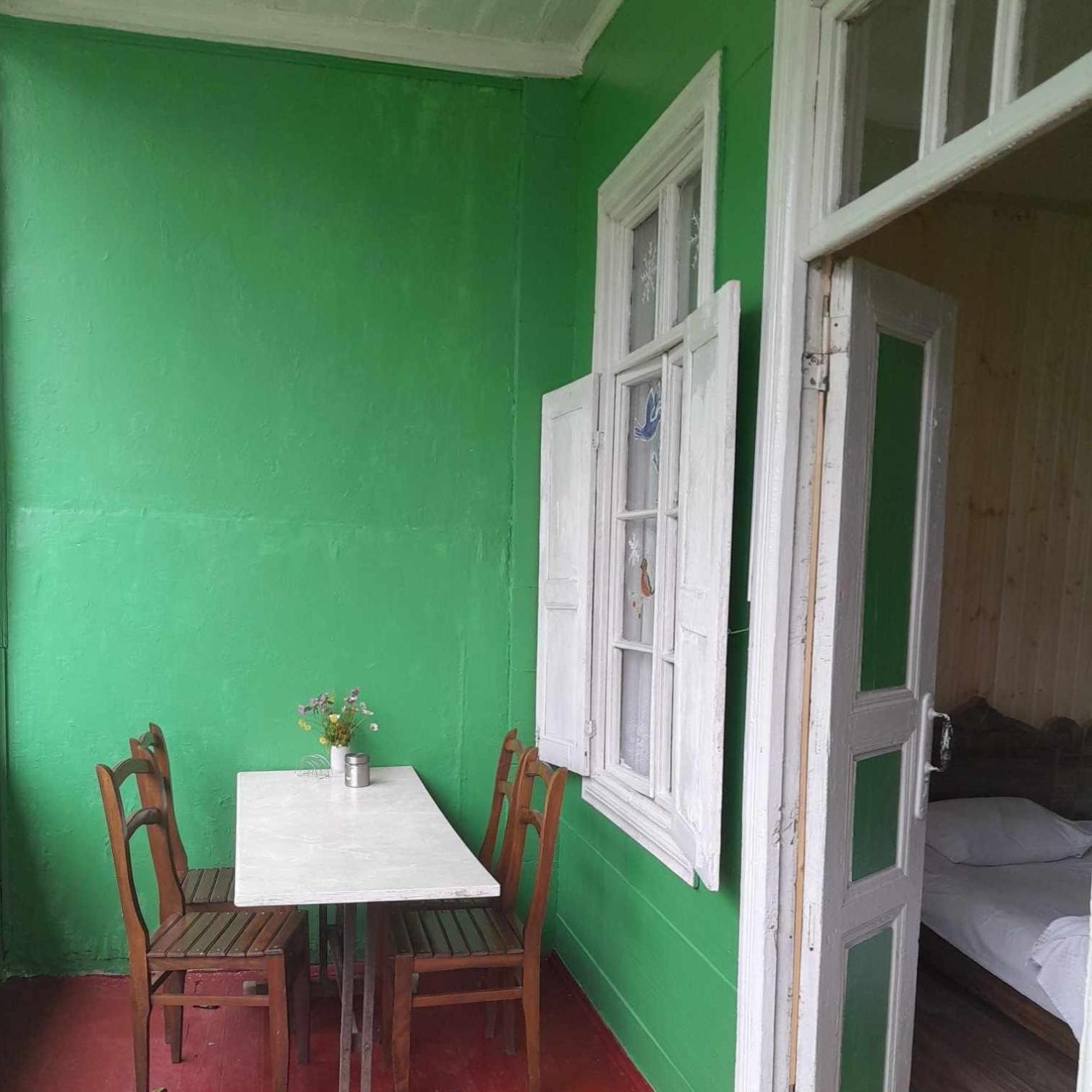 Guest House Guliada Gordi Eksteriør billede