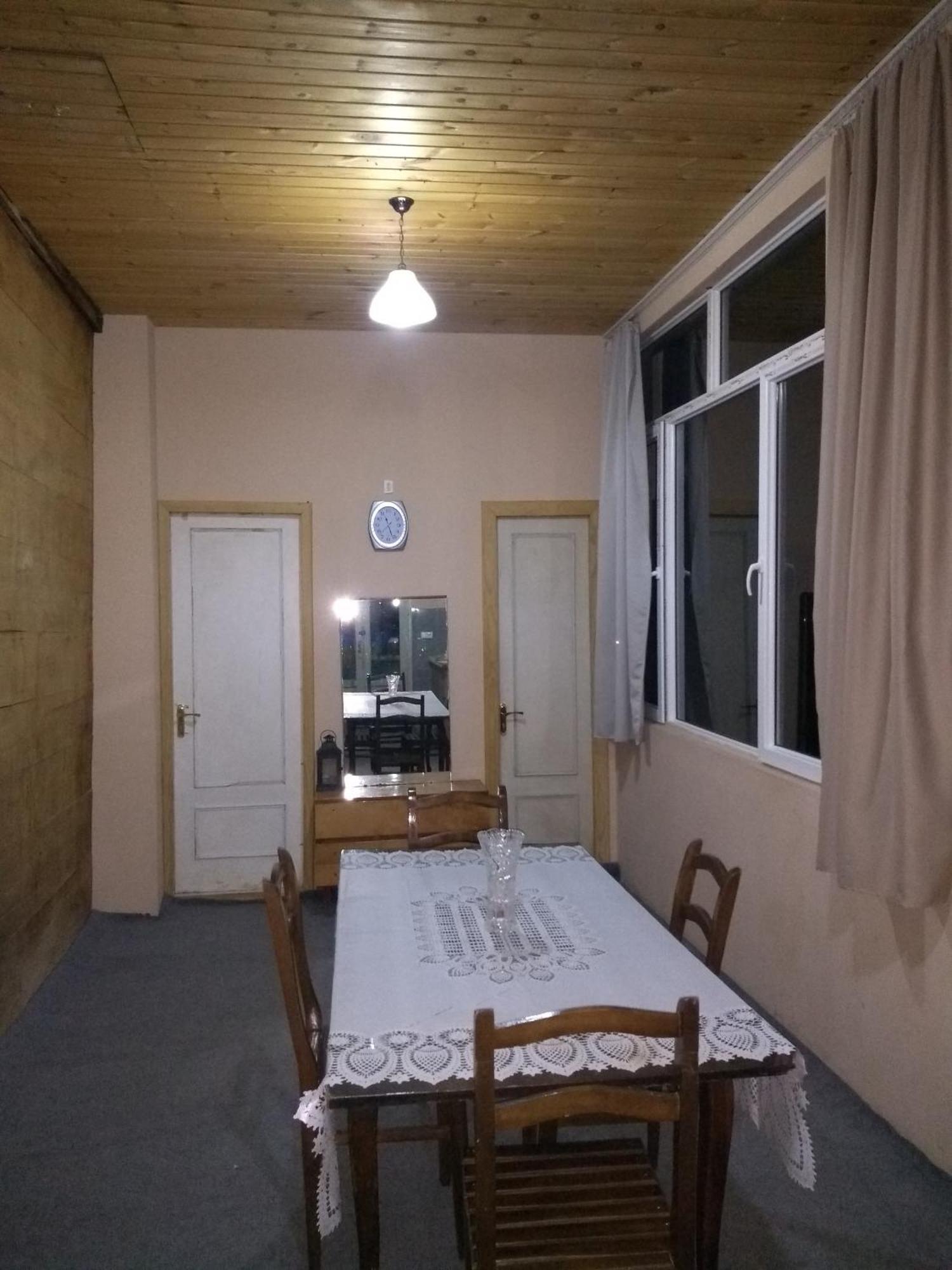 Guest House Guliada Gordi Eksteriør billede